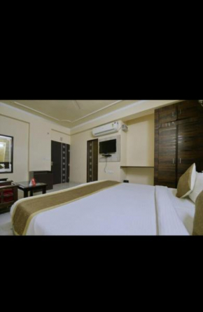 Hotel Sky Heights